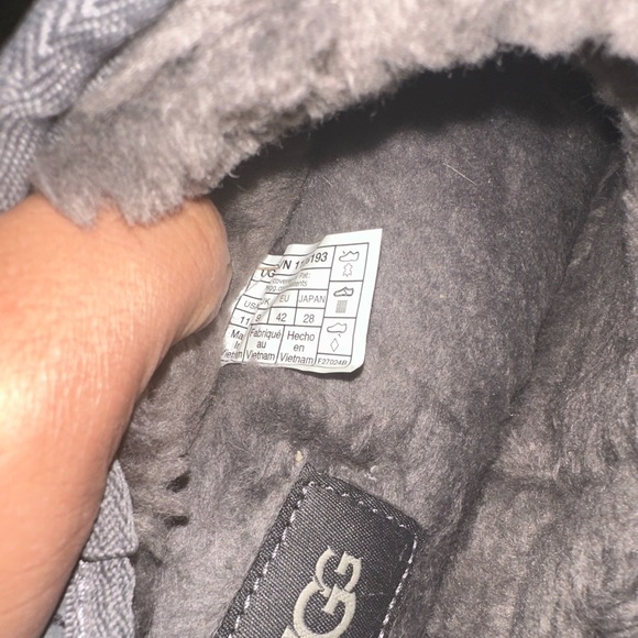 UGGs women Gray Suede Slip-On Shoes - Picture 8 of 10